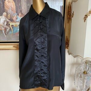 NICOLA Vintage Button Down Blouse